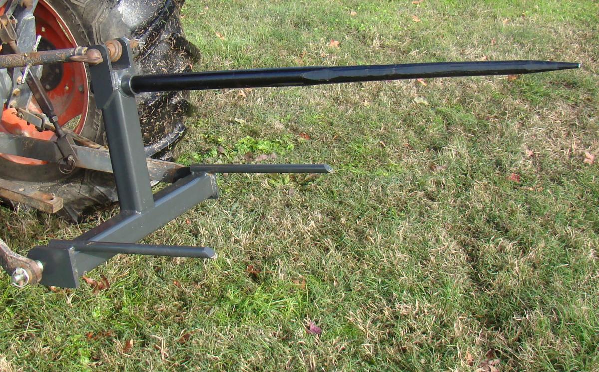 Tar River 3 Point Bale Spear Belco Resources Equipment